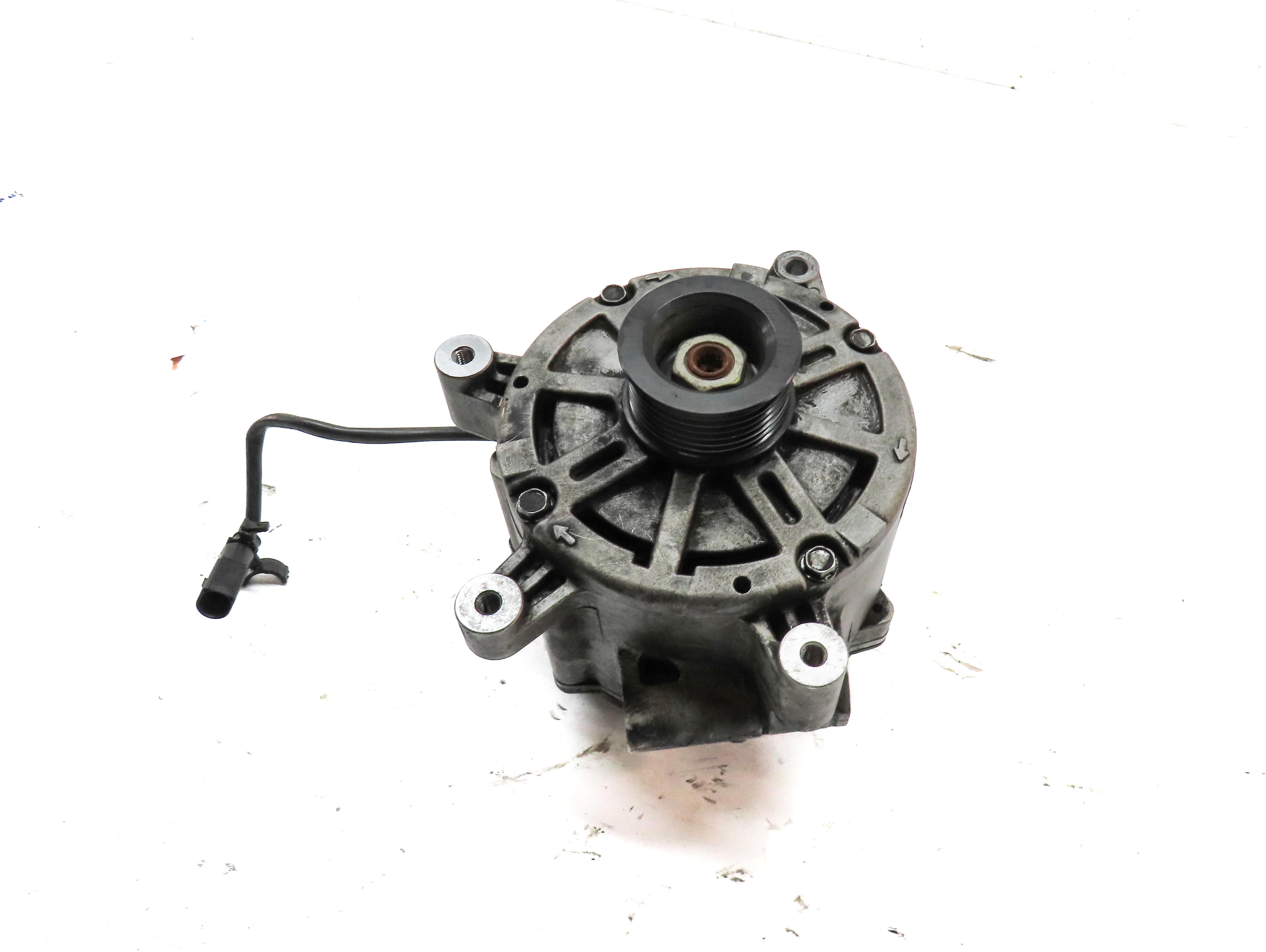 2011-2018 PORSCHE CAYENNE (958) 4.8L M48 V8 ENGINE - 190 AMP ALTERNATOR CHARGER — exact item pictured